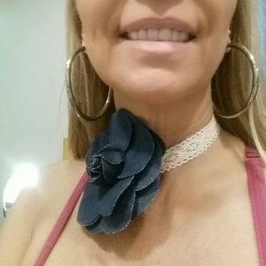 Denim flower chocker necklace